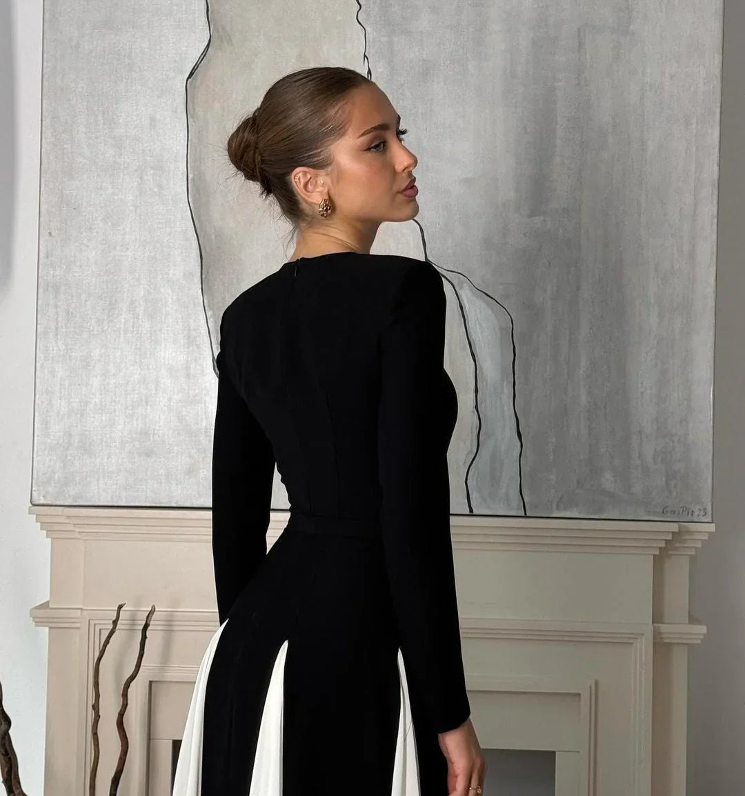 Allison | Women's Elegant Long-sleeve Pleated Maxi Dress