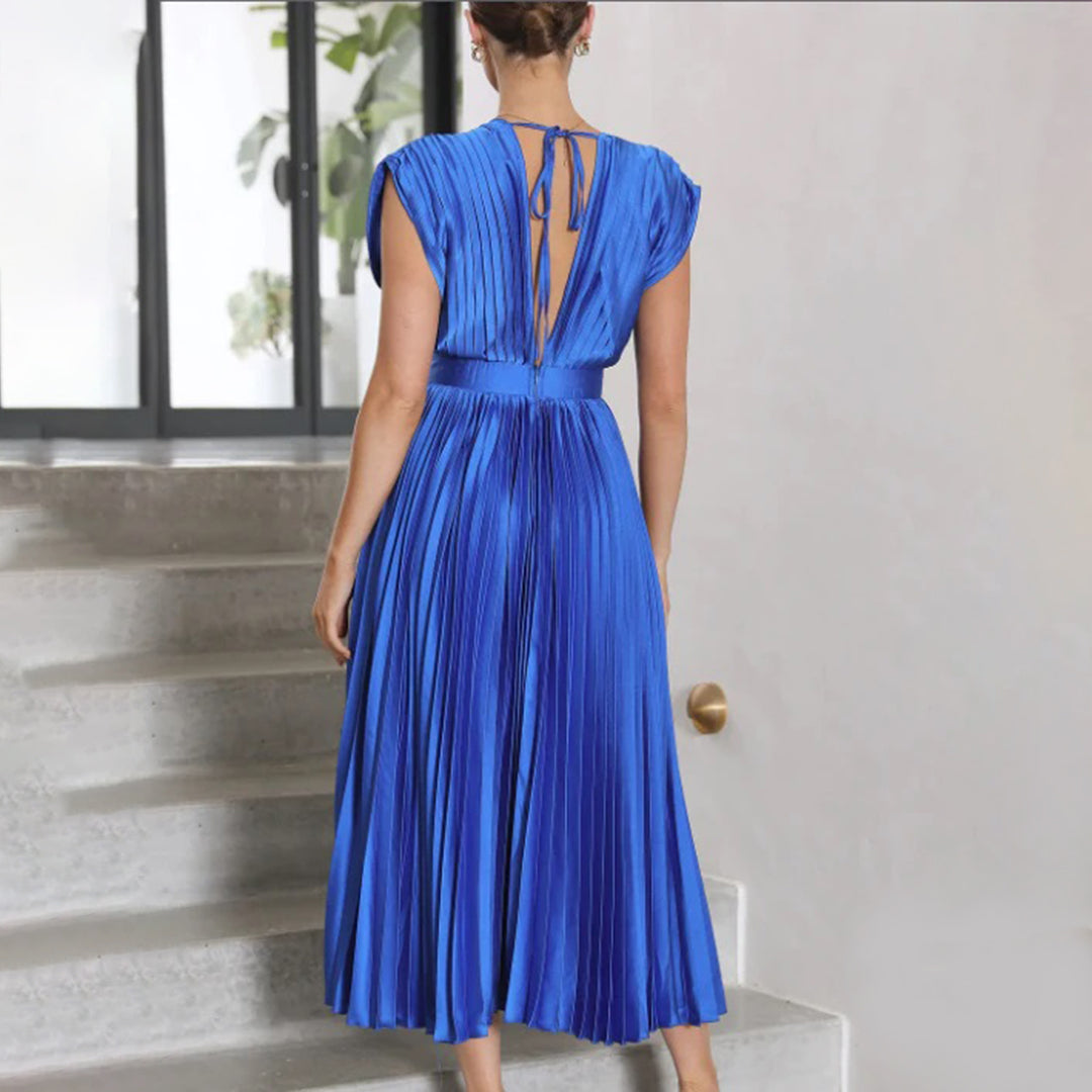 Rose | Women's Timeless Charm Pleated Midi Dress