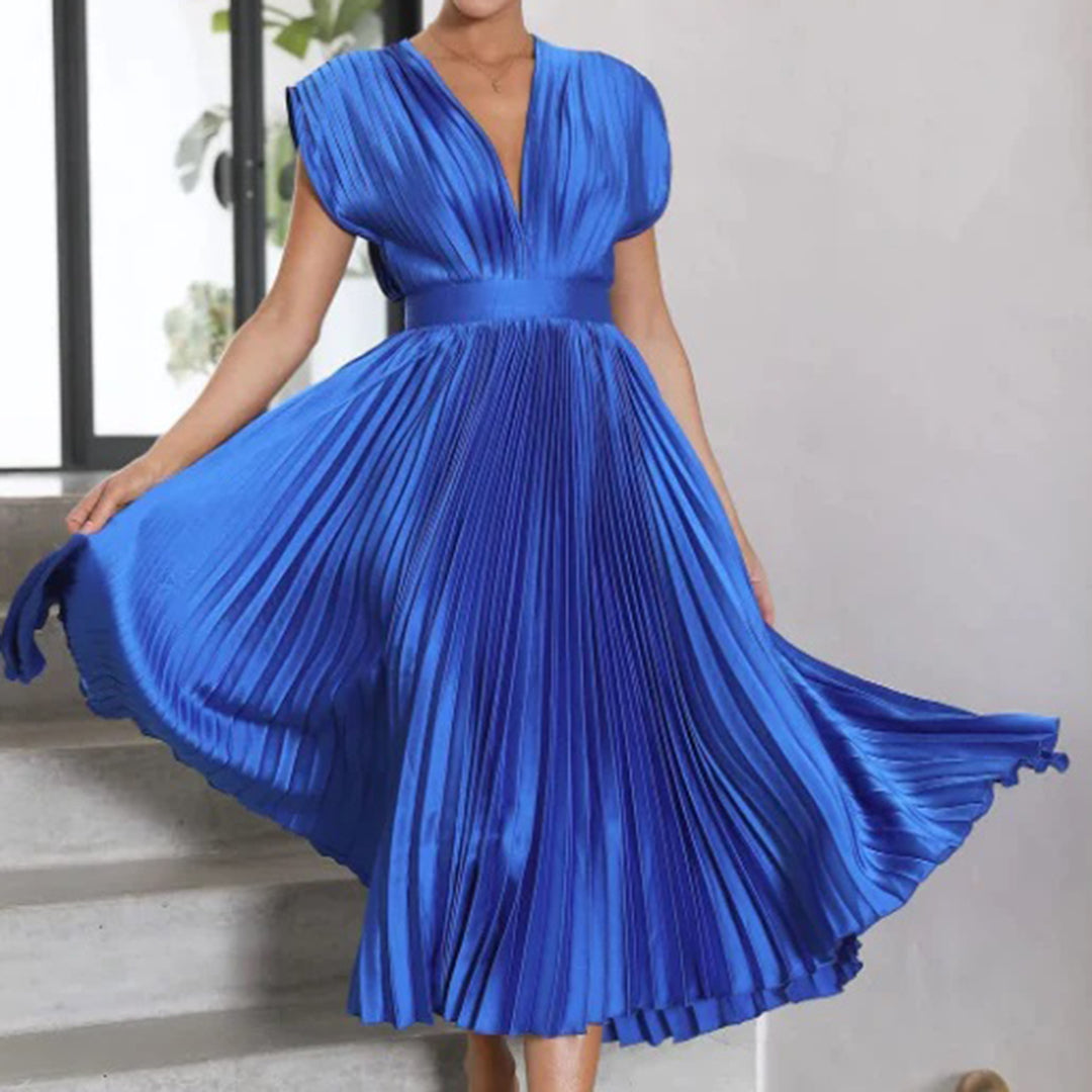 Rose | Women's Timeless Charm Pleated Midi Dress