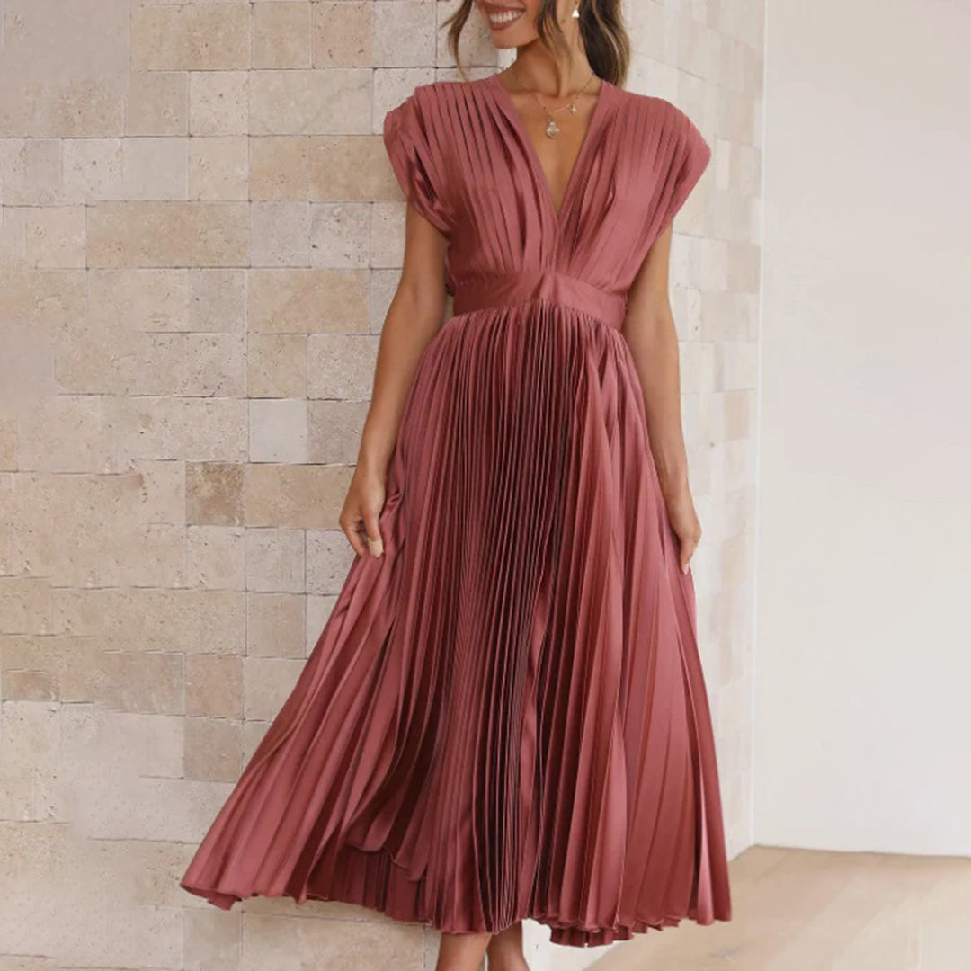 Rose | Women's Timeless Charm Pleated Midi Dress