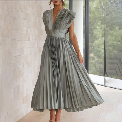 Rose | Women's Timeless Charm Pleated Midi Dress