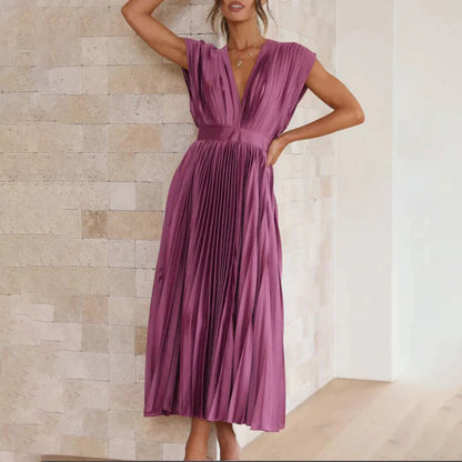 Rose | Women's Timeless Charm Pleated Midi Dress