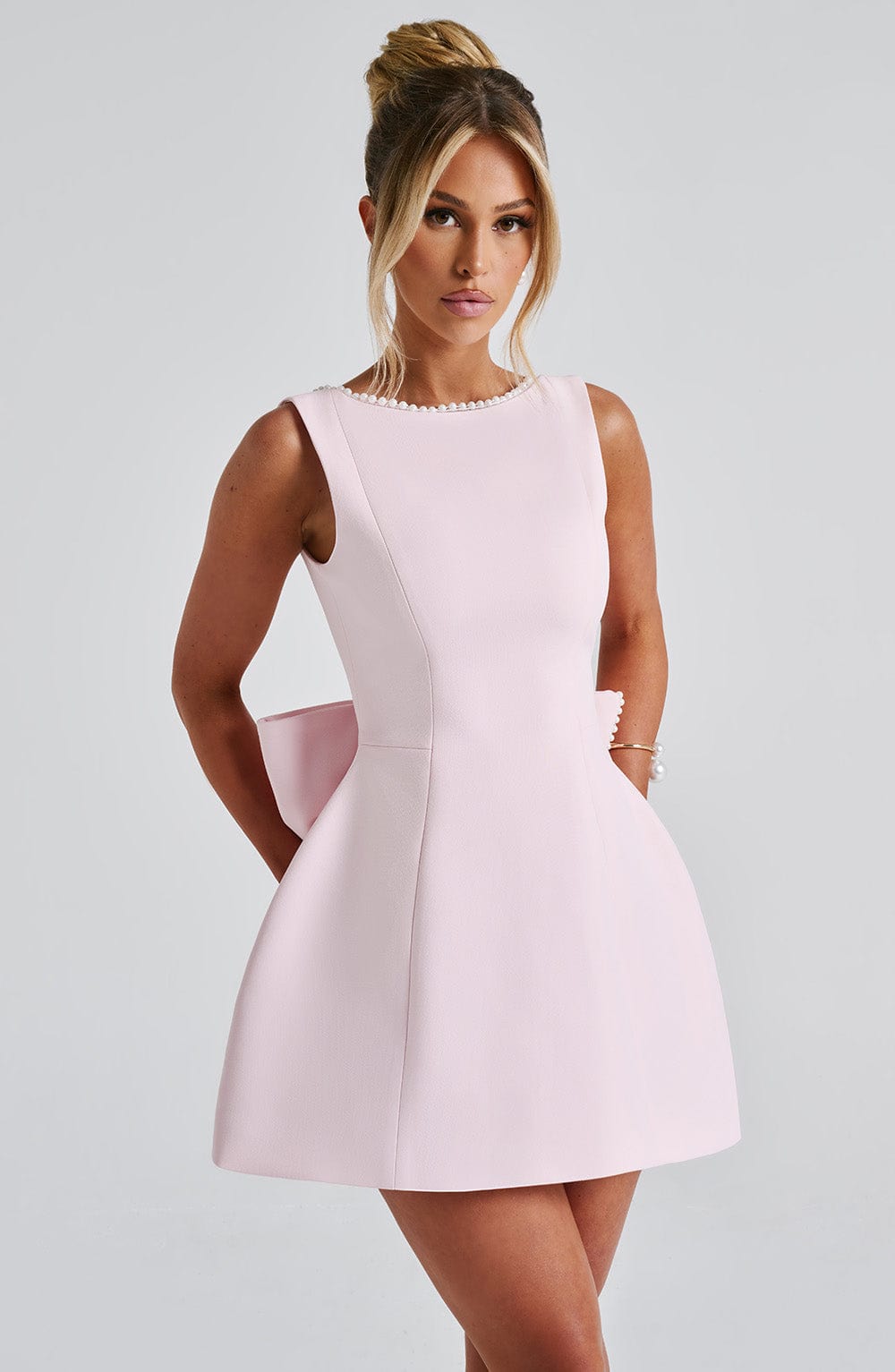 Kel | Women's Backless Bow-Accent Mini Dress