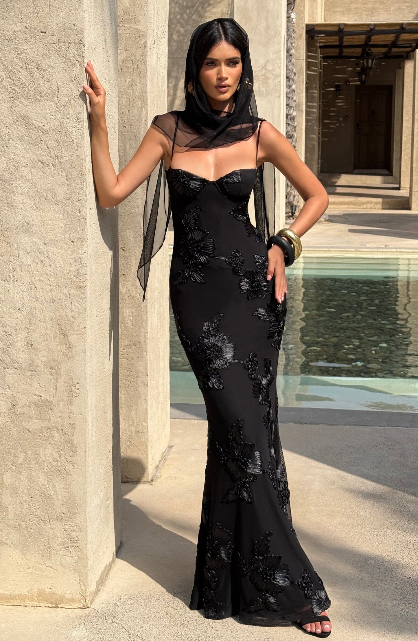 Salma | Women's Sculpted Black Sweetheart Maxi Dress